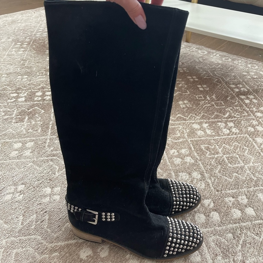 KELSI DAGGER GENUINE SUEDE SPIKED BOOTS 8.5